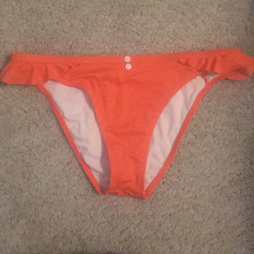 Freya swim bottom. See size measurements in pics.